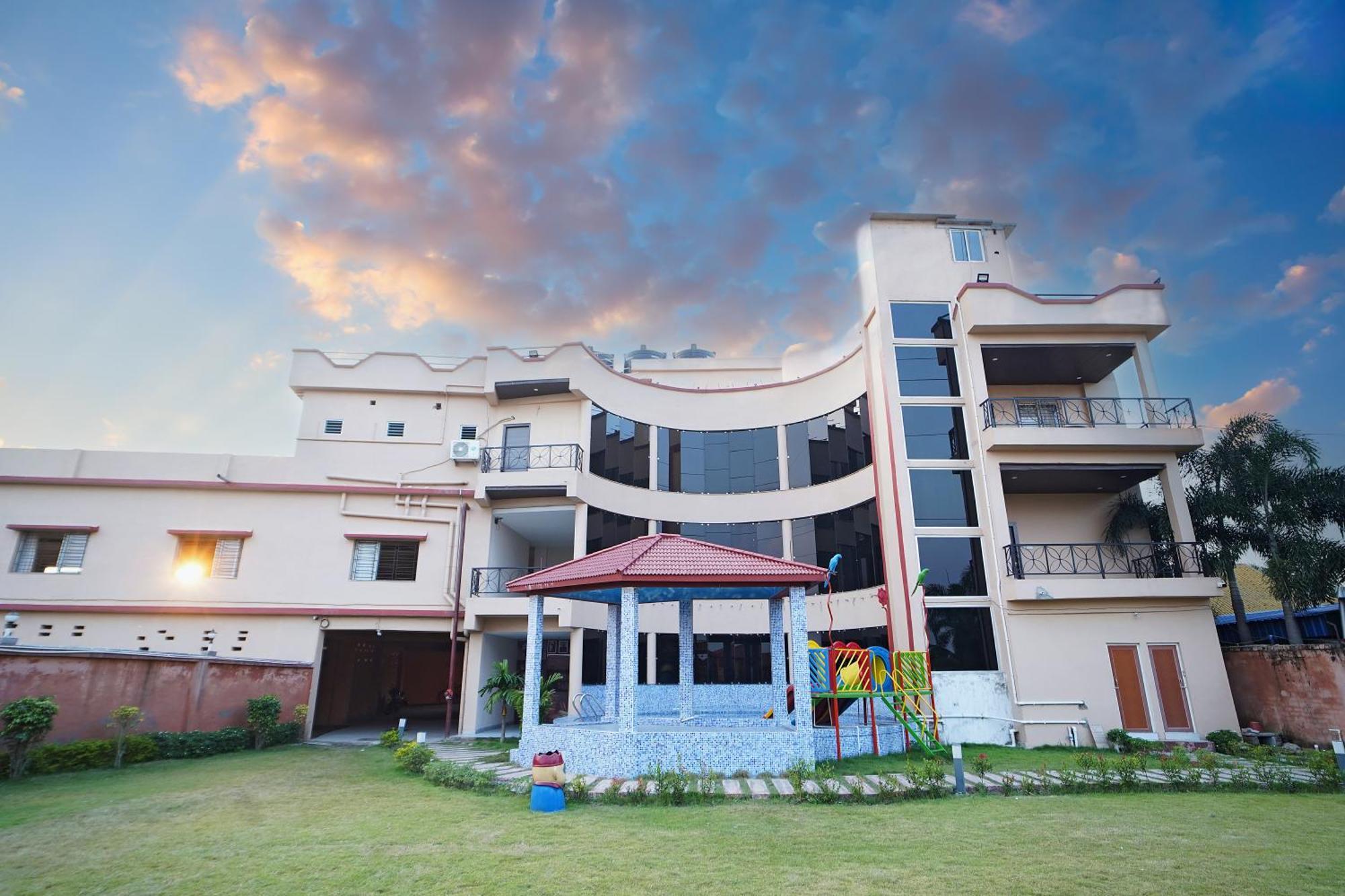 Gharana Resort !! Best Family Resort Near Kolkata With Swimming Pool !! Singur Ngoại thất bức ảnh
